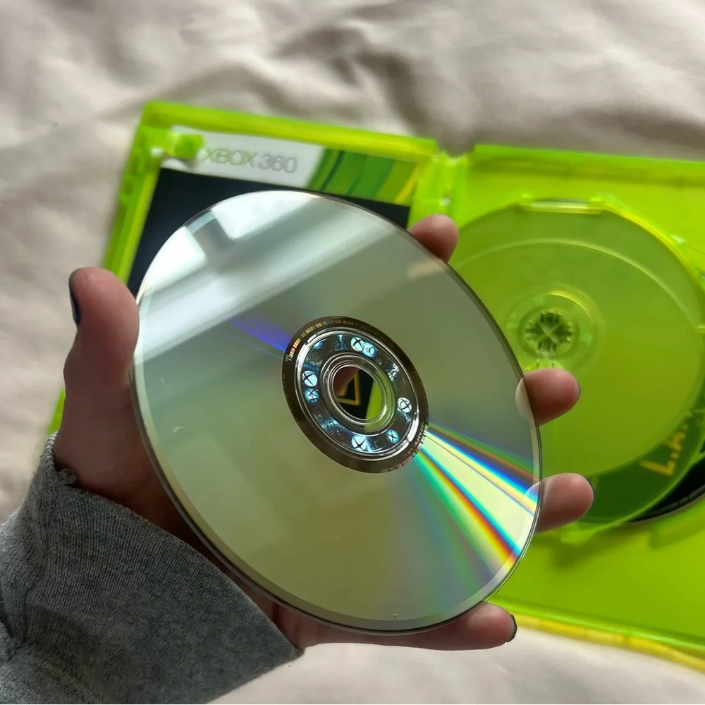 Xbox 360 L.A. Noire - 3-Disc Set - Good Condition